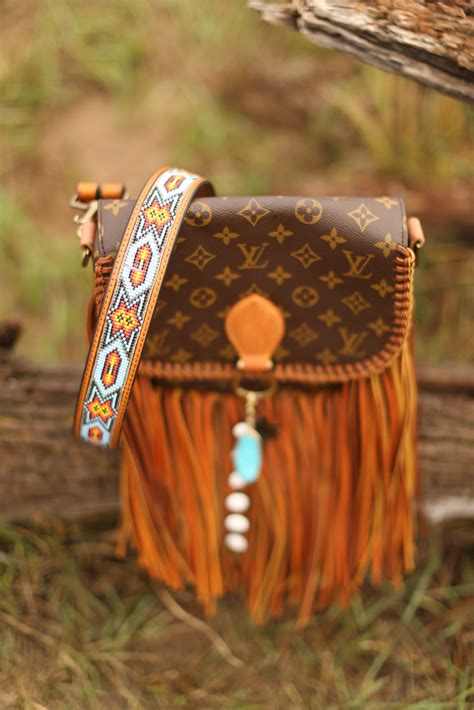 louis vuitton fringe shoulder bag.